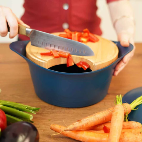Planche à découper en bois pour cocotte 24 cm - Cookut