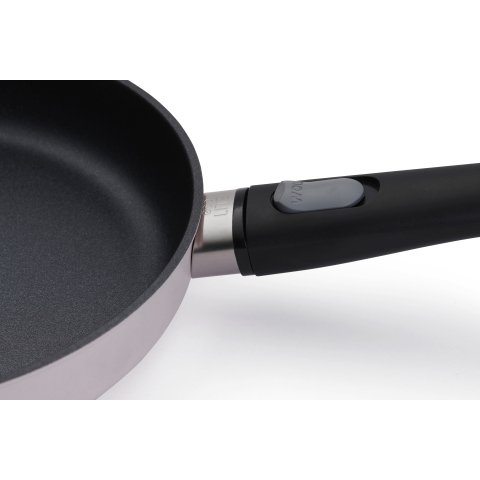 Set de Poêle Eco Lite 24 et 28 cm revêtement QXR - WOLL