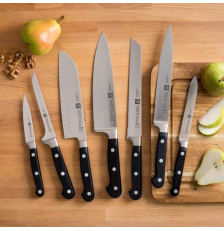 ZWILLING Professional S Bloc de couteaux 7 pièces – bambou, lames inox forgé, manches noirs, 11,5 x 16 x 29 cm