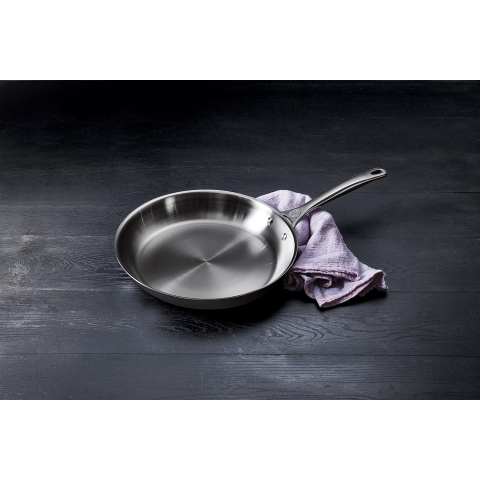 Poêle acier inoxydable 26 cm Signature - Le Creuset