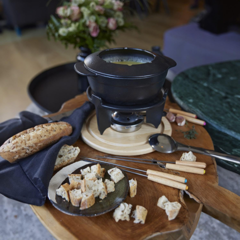 Service à fondue en fonte émaillée 6 personnes D16.5 noir - Baumalu