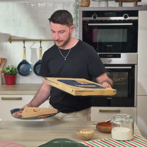 Le Formidable Plat à Pizza avec Couteau - Vert Fougère - Cookut